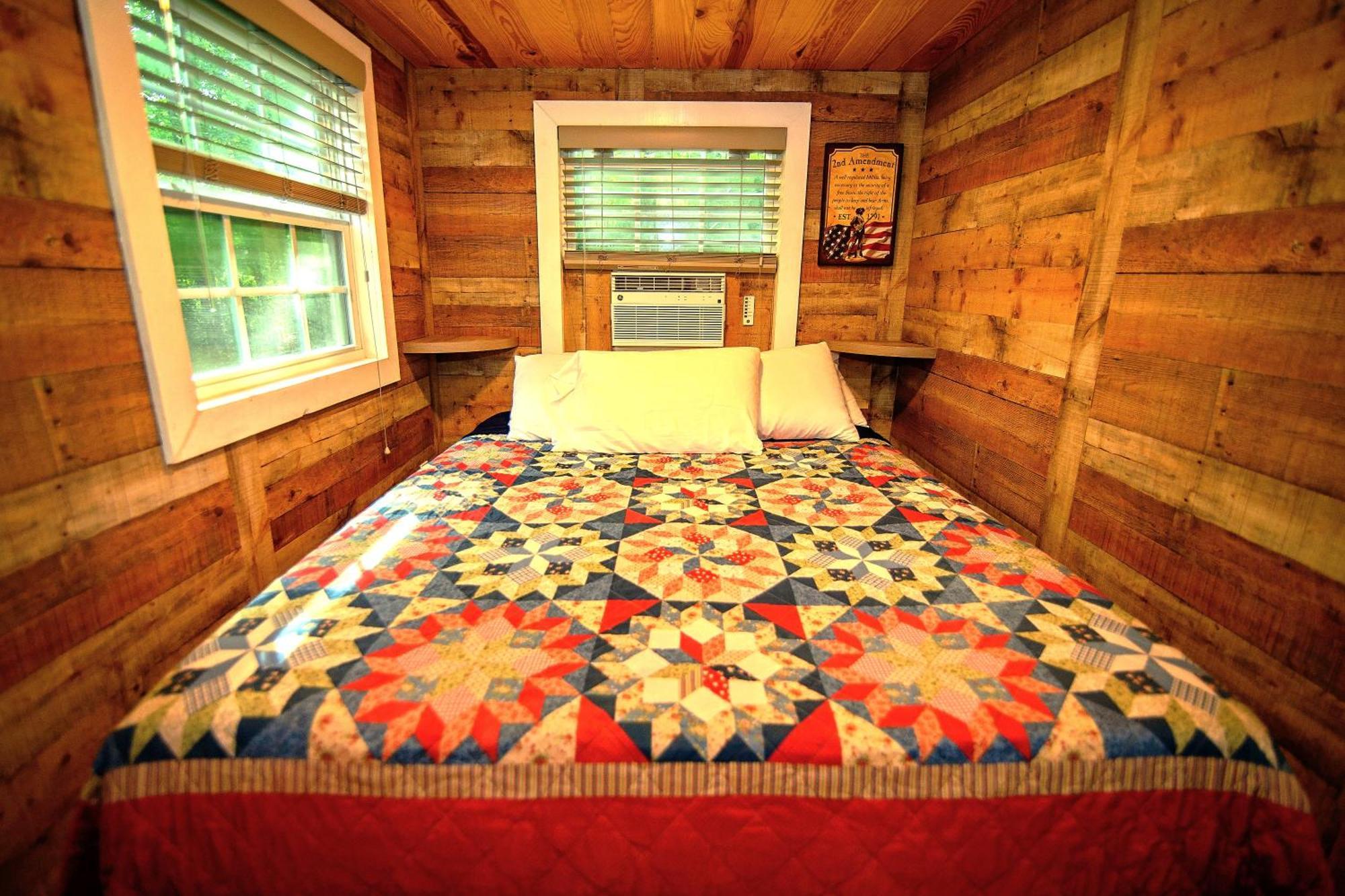The Americana - Parker Creek Bend Cabins Murfreesboro Luaran gambar